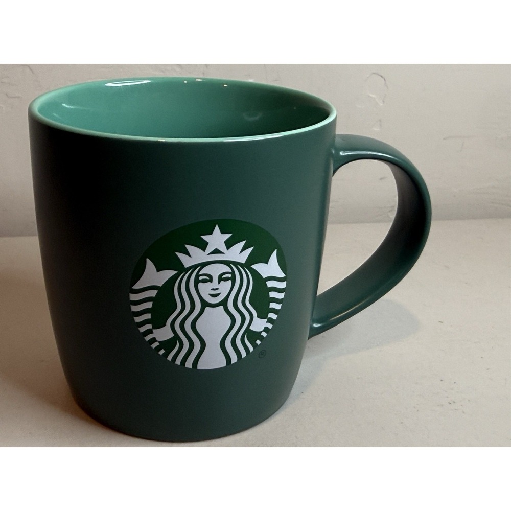 Starbucks 2024 Green Ceramic‎ Coffee Mug White Siren Logo 11 fl oz / 325ml MINT